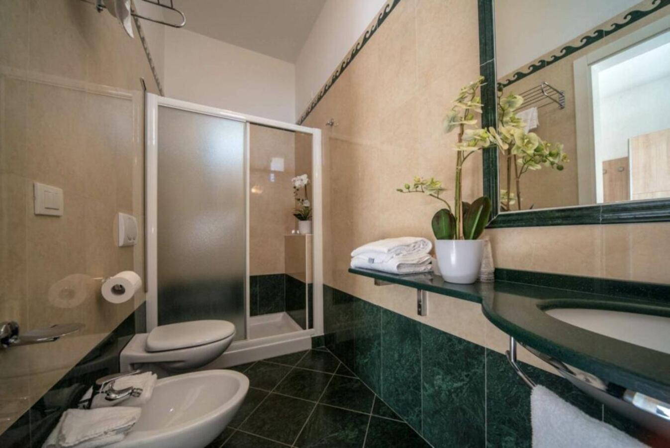 Hotel Bellevue Cattolica Zewnętrze zdjęcie