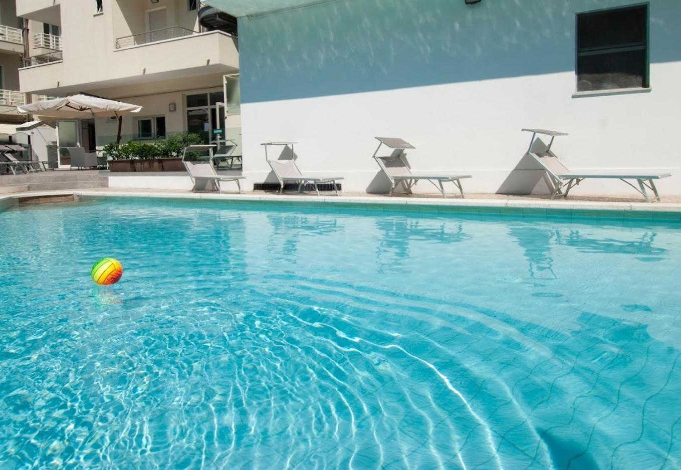 Hotel Bellevue Cattolica Zewnętrze zdjęcie